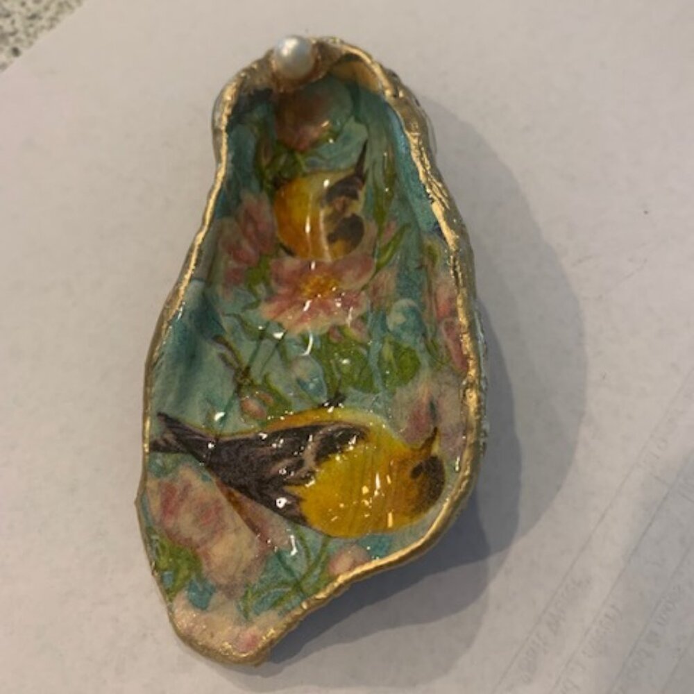 Handmade Oyster Shell Trinket Dish - Picture 3 of 5